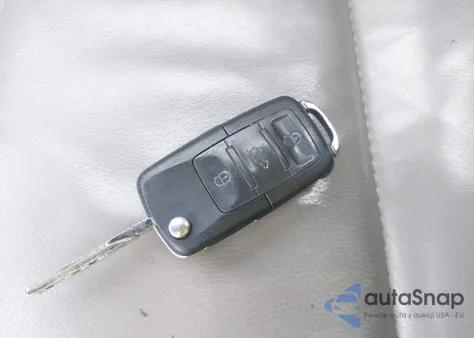 2004 Volkswagen Jetta Gli 1.8T/Gls 1.8T from USA, damaged, VIN 3VWSE69M24M018597